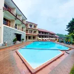 Sanggabuana Puncak Convention & Resort - piscina