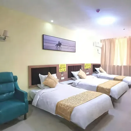 Hongtai Business Hotel Jiujiang (Yanshuiting Jiulong Plaza Branch)