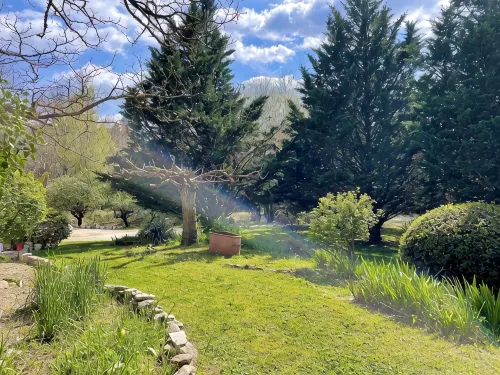 Magenta - Gîte in a 5000 M2 estate at the foot of the Colorado mountains