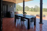 The Caretakers Cottage- Tranquil countryside escape