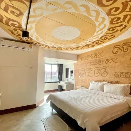 BW Studios Thai Art Hotel (5 mins walk to Tha Phae Gate, Pets friendly) Отели рядом с достопримечательностью «Школа Самакки Витаятан»