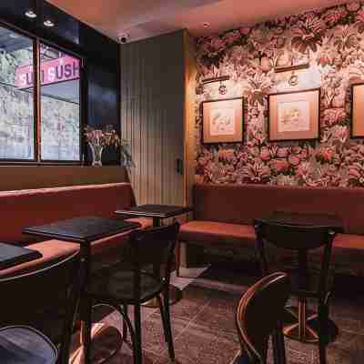 The Sarah by Urban Rest Dining/Meeting Rooms