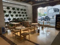 Senman Jingpin Hotel