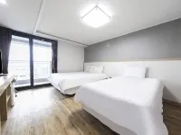 Jeju Moseulpo Hotel Hotels in der Nähe von Songaksan