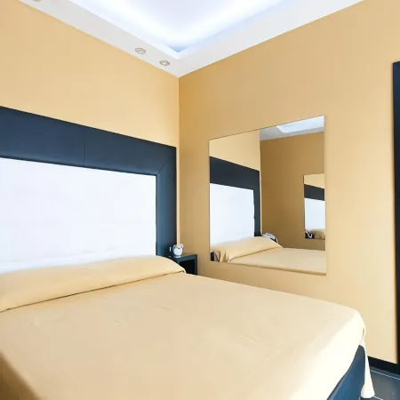 Fly Boutique Hotel