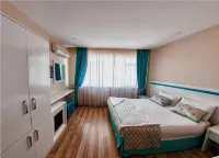 Star Holiday Hotel - bars