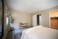The Hideaway - Apartments