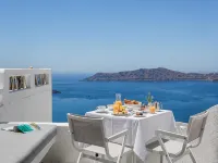 Sun Rocks Boutique Hotel | Caldera View Suites & Sunset Dining Experience - Mountain view
