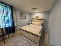 Treasure Lake Home, hot tub, partial Lake view and walking distance to beach