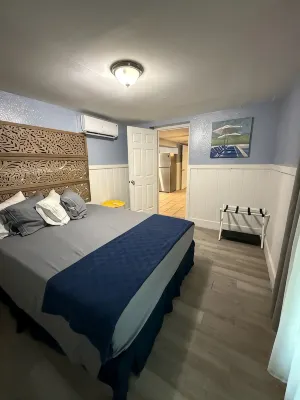 The Mark at Surfside, Apt. 3