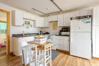 Cozy Cottage near downtown brings Georgetown Lake & Fairmont to your fingertips! - WiFi