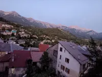 Studio in the heart of Seyne's citadel ski village and lake. - Apartments