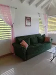 Charming 2-bedroom house with WiFi, AC in amazing Cane Garden Bay - 2 звезды
