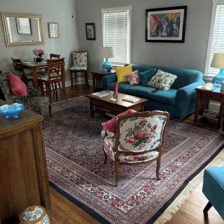 Great 2-bedroom, 2-bath cottage in Georgetown 2-blocks, 7-minutes to boardwalk