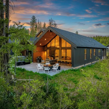 CLE Elum - Forest Views, Fire Pit & BBQ