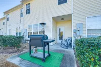Spacious Retreat Near RDU ~ Pool, BBQ, Fast Wi-Fi & Easy Self Check-In - Homestays