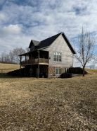 Quiet, secluded bluff top cabin with beautiful sunsets