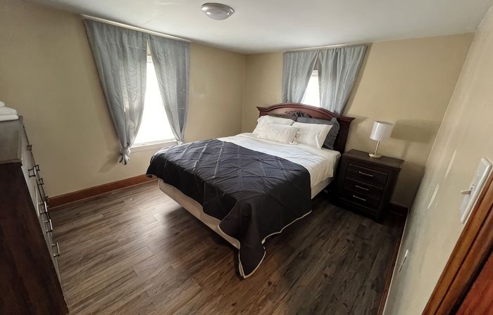 The VilleTop - Charming 1-bedroom apartment in wonderful Steubenville, OH