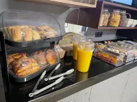 馬戲團酒店 - 早餐