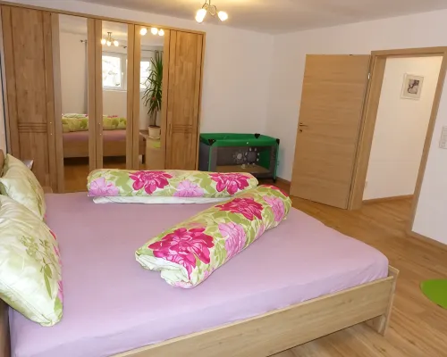 Apartment Hipp No. 1 - 84m² on the ground floor with terrace and mountain view in a top location Hotels in Halblech