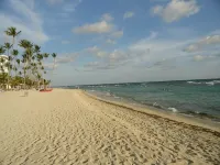Beach-Front Apartment With Amazing View - Homestays