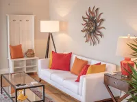 Luxury on Main / South