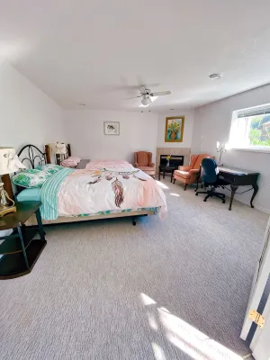 Stunning oceanic views right outside, 4-minutes to WaterfrontPark, Cozy Comfort! - Bintang 2