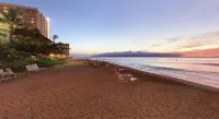 Ocean view designer studio on Kaanapali