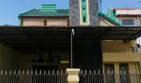 Griya Arjuna 2 - Full House 9 Pax - 2-Star