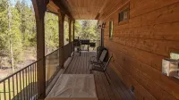 Cave Falls Family Hideaway - Sleeps 12  -Hot Tub  -Newer -Yellowstone and Tetons