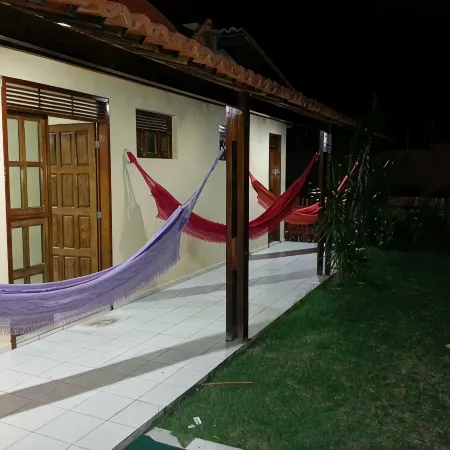 House with Ample Space for Accommodation, Leisure Area with Swimming Pool and Barbecue.