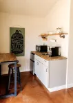 02 Yellow Rose - Carmine Cottage with a Country View - Boutique