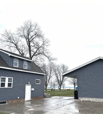 Charming Full Home in Downtown Escanaba – Walk to Beach, Park, and Marina!