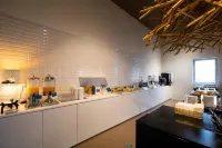 Basic Braga by Axis - breakfast