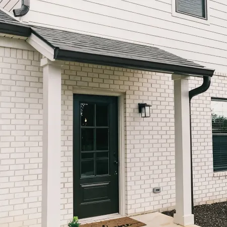 Cozy, Clean Home for Family or Friends