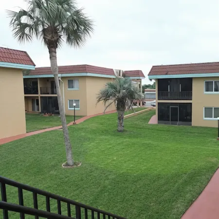 Pelican Inlet - Cozy Beach Condo!1 block from the beach! Sleeps 6. Pool/Tennis