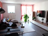 Stylish 2-room apartment with many extras! Hotels in Markkleeberg