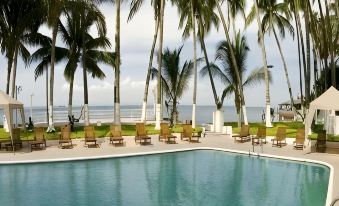 La Concha Beach Hotel & Club
