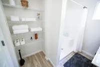 COZY COTTAGE - Near The Ark! A beautiful, cozy and comfy home you will love! - 3-Star