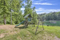 No Steps, Game Room, Canoe & Kayaks, Dock, All Paved Roads! 10 Min to 2 Marinas! - petit déjeuner
