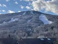 Cozy 2 BR Condo With Spectacular View of Mount Snow!
