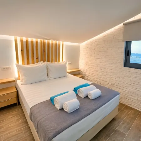 Aelia Suites