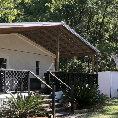 Cave Divers Spring Escape, Sleeps 8+, Private Patio, Fire Pit, Spacious Kitchen