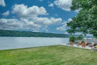 Enjoy the sunset from this east side Keuka Lakefront home! - Boutique
