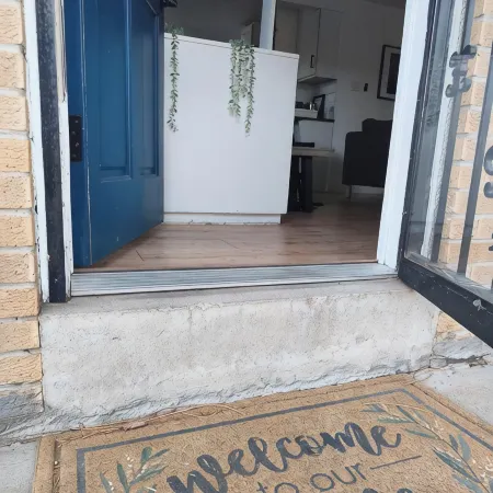 Renovated Hidden-Gem Minutes from Downtown Denver with coffee bar
