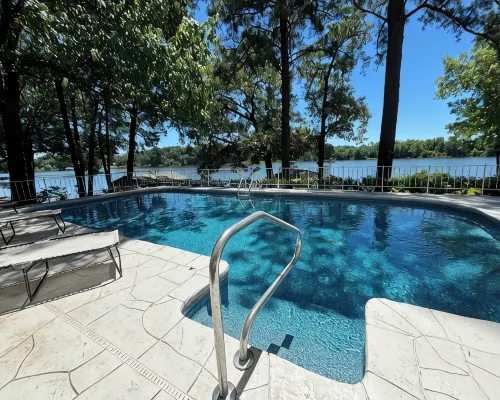 The Hap Haven- a Charming Lakefront Retreat in East Texas - Perfect Getaway! Ξενοδοχεία στην πόλη Morris County