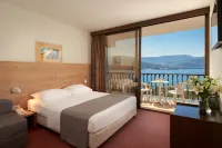 Arkada Hotel - 2-Star