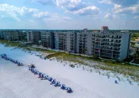 GREAT FOR FAMILIES- Huge 3/3 Gulf-Front Condo with 32' Balcony - Jacuzzi