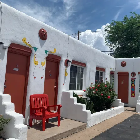 Cottonwood Court Motel