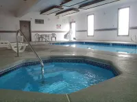 Super 8 by Wyndham Pendleton - Hot Tub